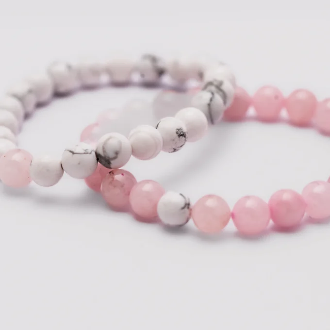 Pulseras de Cuarzo Rosa y Howlita